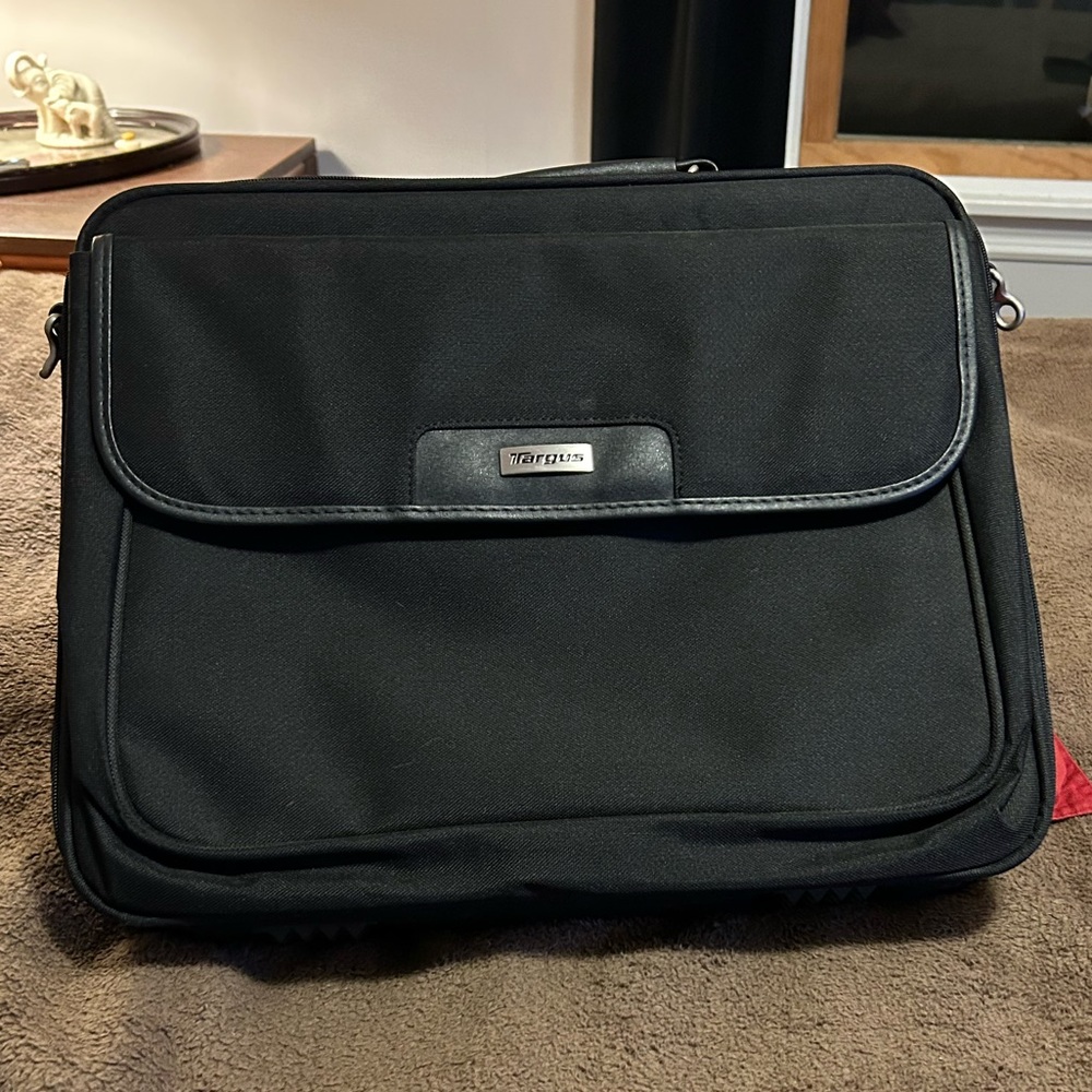 Targus Laptop Carrier/Bag